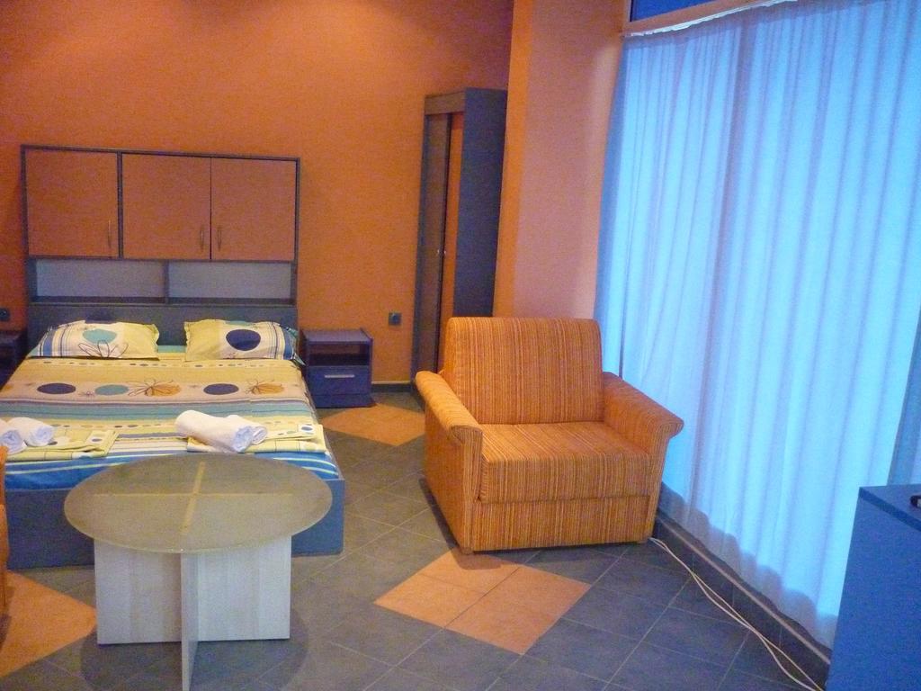 Dara Hotel プリモルスコ エクステリア 写真