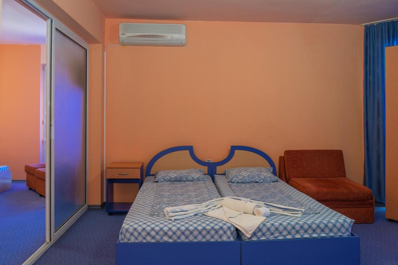 Dara Hotel プリモルスコ エクステリア 写真